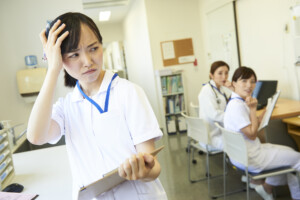 美容看護師　ストレス