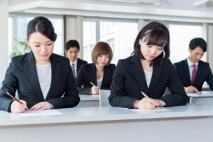 美容看護師　転職　筆記試験