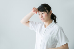 美容看護師　辛い