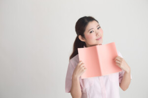 美容外科看護師　福利厚生